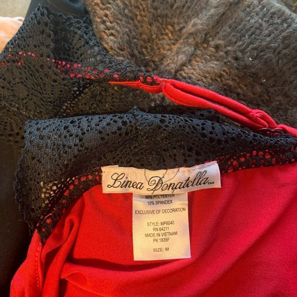 Linea Donatella red Racer back tank size M - Picture 3 of 7